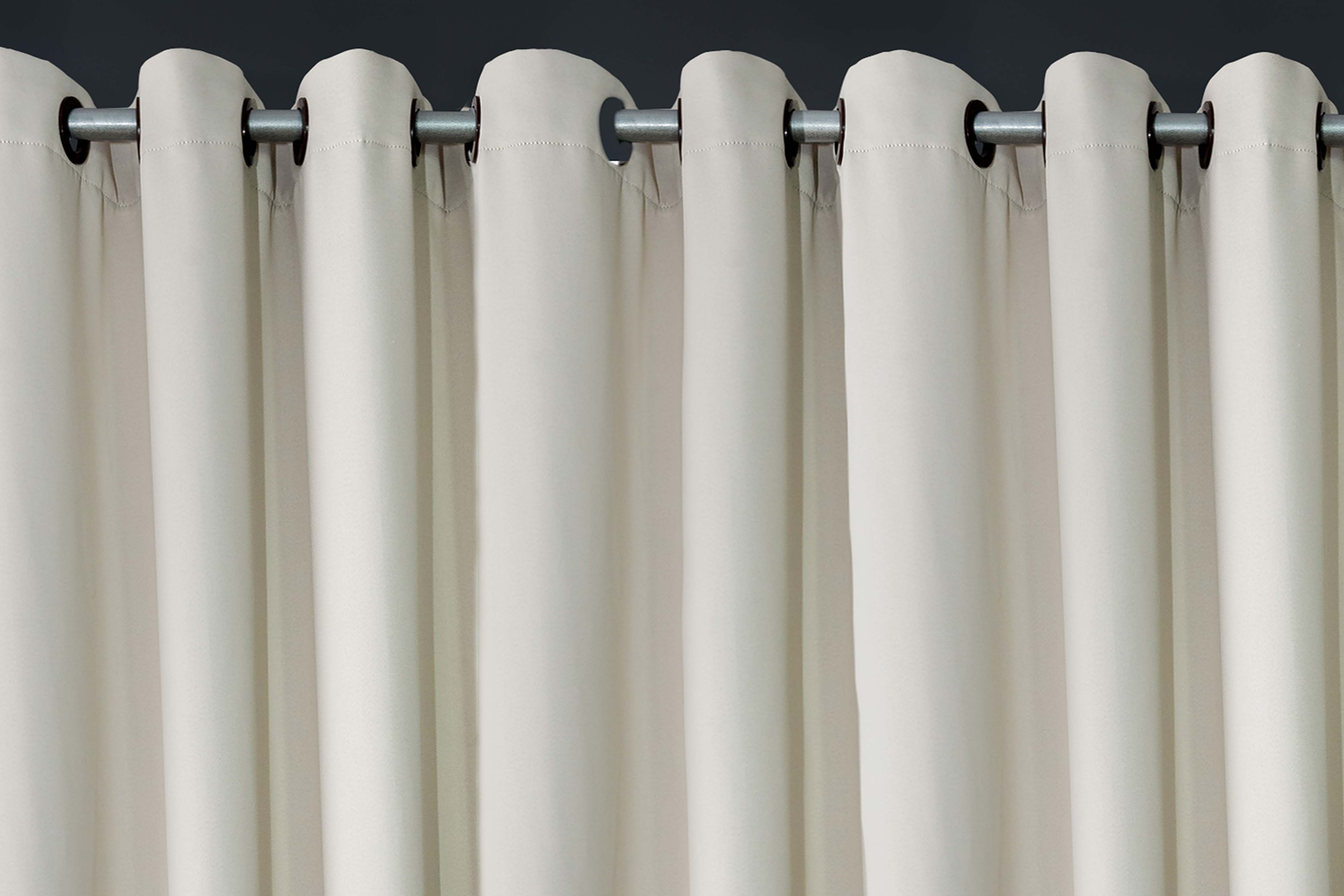 Cortina Confort em Tecido Plano Semi Blackout | Corti Lester