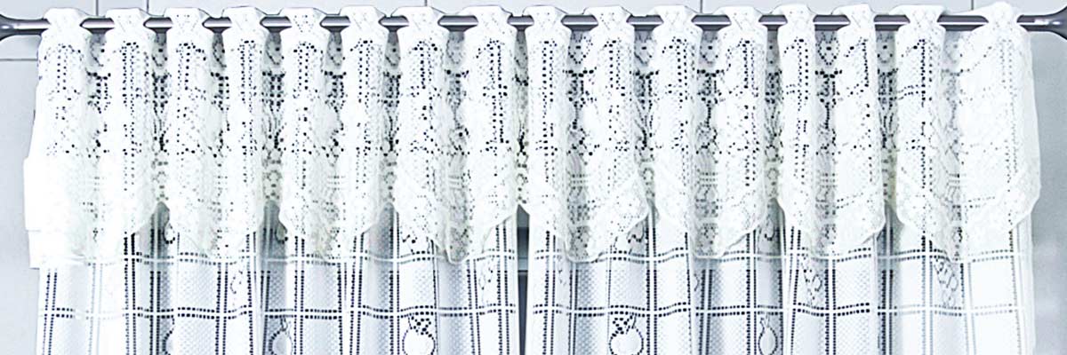 Cortina Frutas em Renda com Bandô para Cozinha |Corti Lester