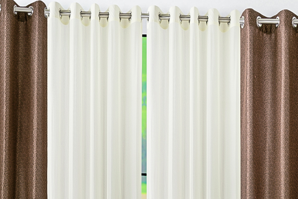 Cortina Provence em Voil Liso com Forro e Tecido Estampado | Corti Lester